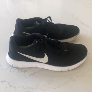 Nike Free Run Sneakers
